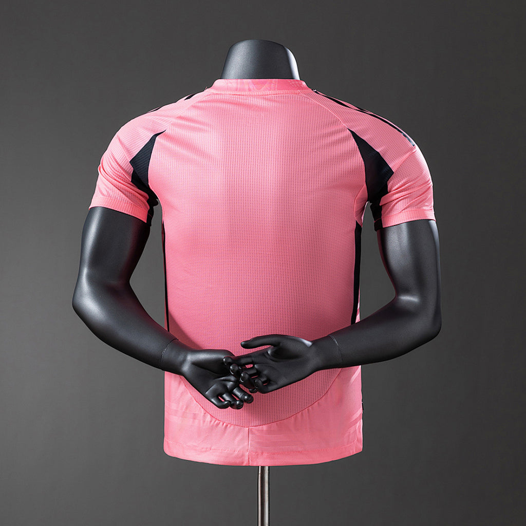 Real Madrid Maillot Spécial Rose 25/26